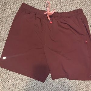 Fabletics Mens The Lafayette Sweat Shorts size XL Salmon Pink / zipper pockets,